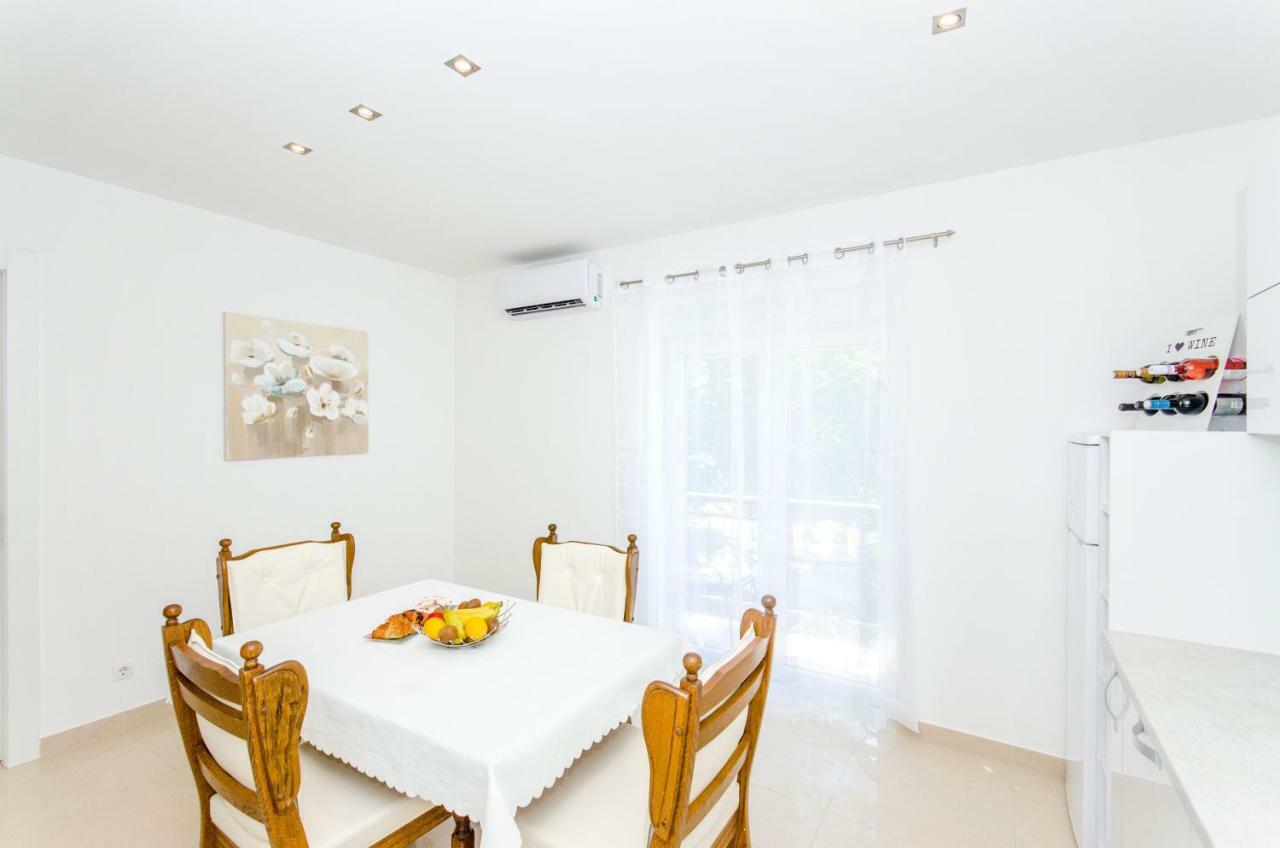 Beach & Park Apartment Kastela Luaran gambar